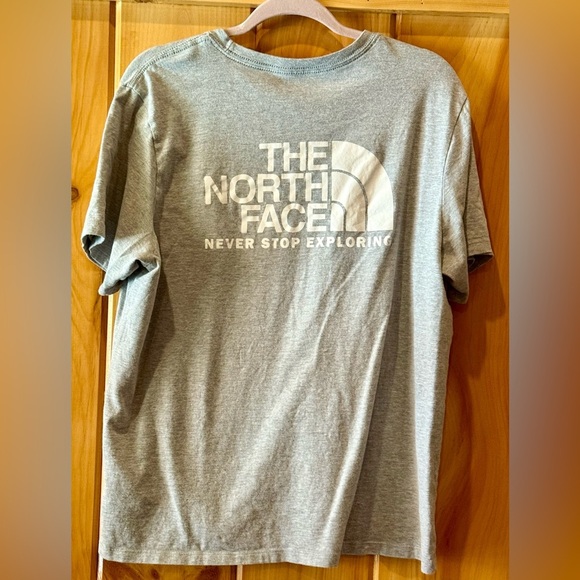 2/$30 The North Face Women’s XXL Heather Gray Tee - Picture 3 of 7